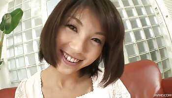 L'uomo mamme mature tettone non può resistere a una calda MILF che chiede sesso