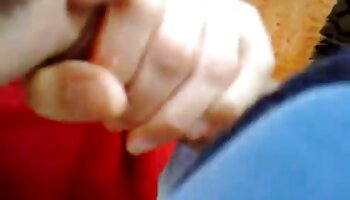 Renae Cruz scopa il padrone di casa per milf con tette enormi pagare l'affitto.
