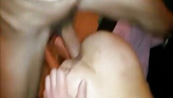 Il ragazzo realizza una fantasia milf con animali sporca su una fottuta matura