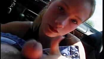 Julie donna matura tettona incinta che mostra di