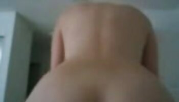 La giovane bomba coreana porno mature in auto fa piacere al suo fidanzato
