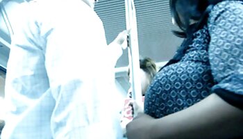 Coniglietta cosplay Julia BJ porno pelose mature e titty scopata