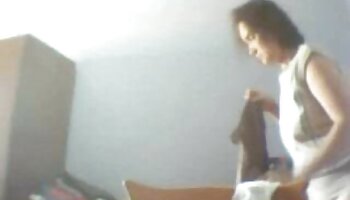 Madlin Moon lascia che lo sperma fuoriesca dal suo matura ninfomane culo