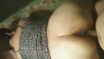 Ragazza carina accetta di scopare il donne mature arrapate suo patrigno per una nuova lingerie