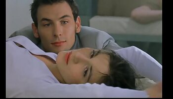 Cagna formosa con culo video amatoriali donne mature grosso e tette scopa in cucina
