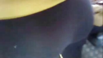 la donnematureporno moglie di classe Olivia Del Rio viene catturata dal marito mentre scopa nel culo
