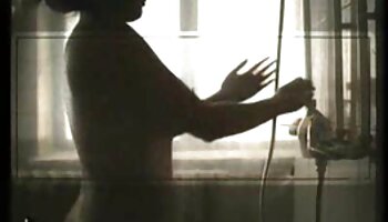 La matrigna perversa ha bisogno dello sperma del figlio nella sua porno mature trans vagina
